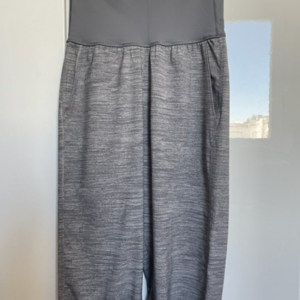 Lululemon Cropped Pants